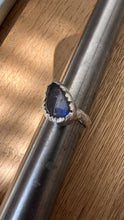 Carica l&#39;immagine nel visualizzatore di Gallery, Anello BLU labradorite