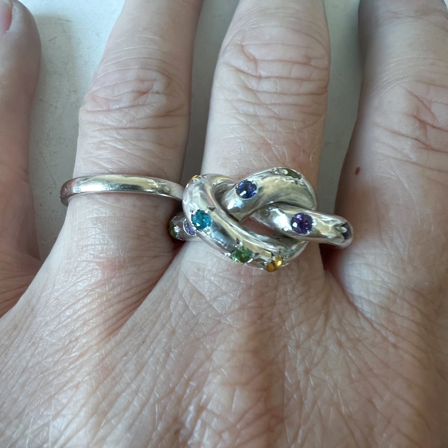 Anello NODO + 10 pietre