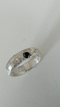Carica l&#39;immagine nel visualizzatore di Gallery, Anello materico ONLY BLACK