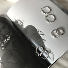 Carica l&#39;immagine nel visualizzatore di Gallery, Orecchini cerchio liscio silver