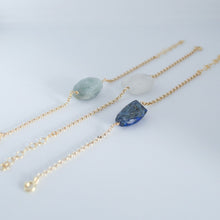 Carica l&#39;immagine nel visualizzatore di Gallery, Edef - Braccialetto LAPISLAZZULI STONE in Argento 925 placcatura oro con pietra semi preziosa. Bracciale in catena maglia semplice con unica pietra delle dimensioni di circa 2 cm. lunghezza 15,5 cm più estensione di 4 cm. Chiusura a moschettone. Linea Minimal. Ci sono 3 variante colore-pietra. 