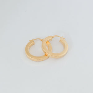 Orecchini cerchio GOLD quadrato