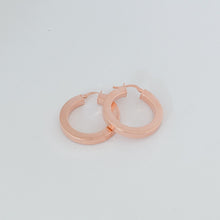 Carica l&#39;immagine nel visualizzatore di Gallery, Orecchini cerchio PINK GOLD quadrato